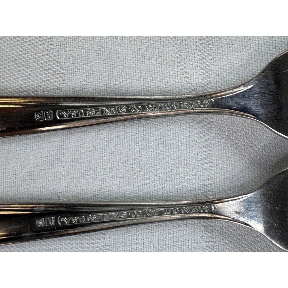 Rogers Cutlery Co Stainless USA Salad Forks Set of 2‎ Wheat Pattern 6 Inch